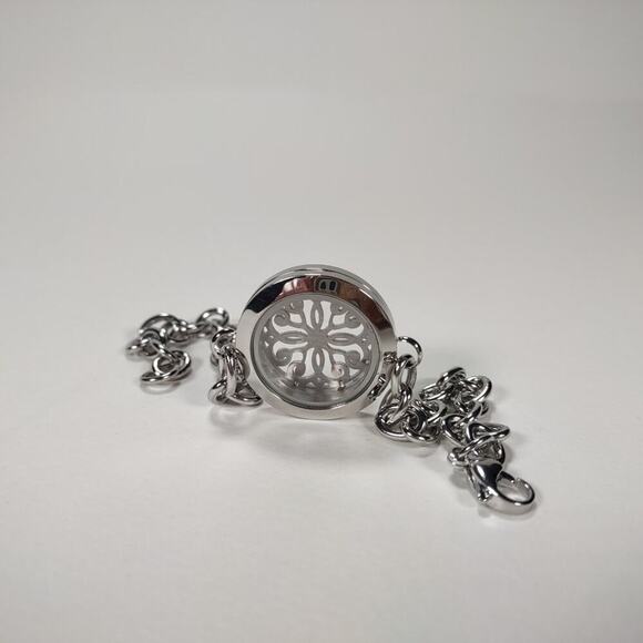 Aromatherapy Diffuser Silver Toned Bracelet With Magnetic Closure - Picture 3 of 5
